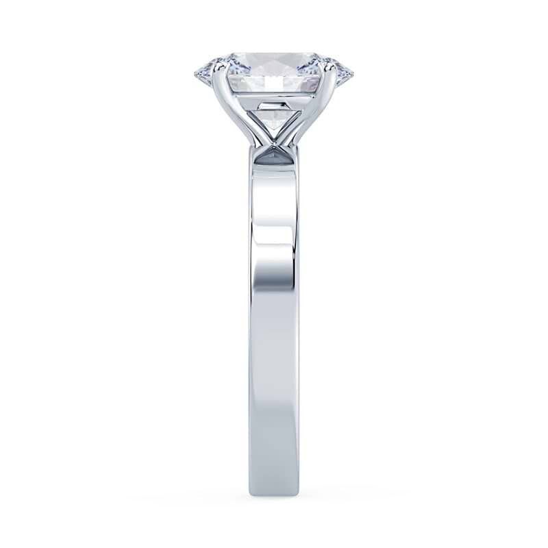 Oval Engagement Ring