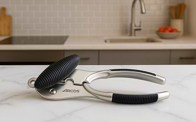 How to use a can opener