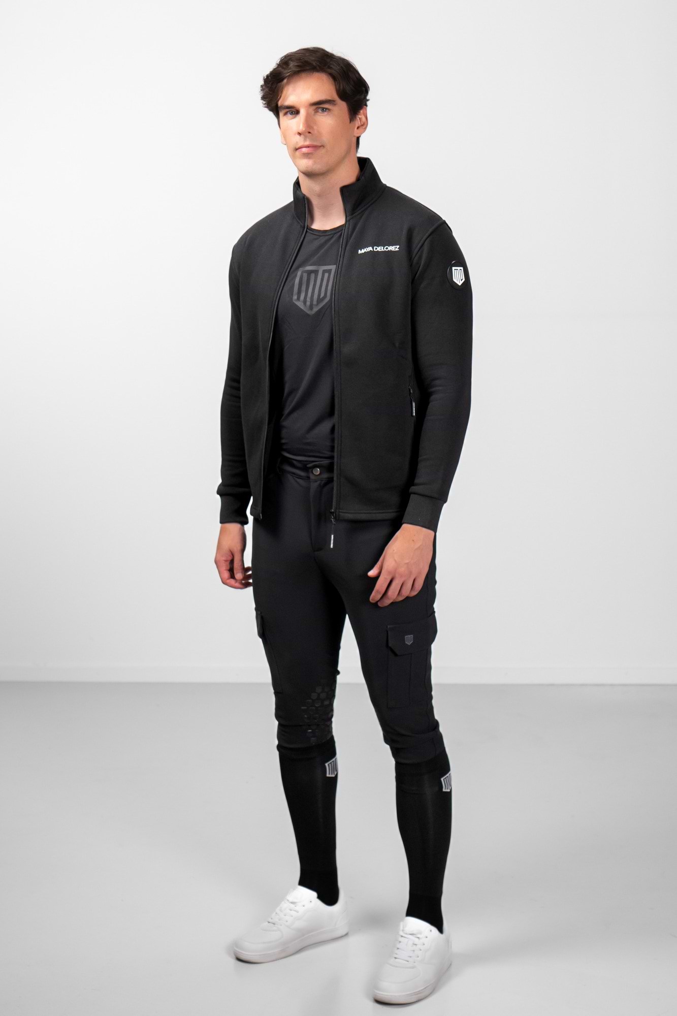 Nicky Zip-up Sweater