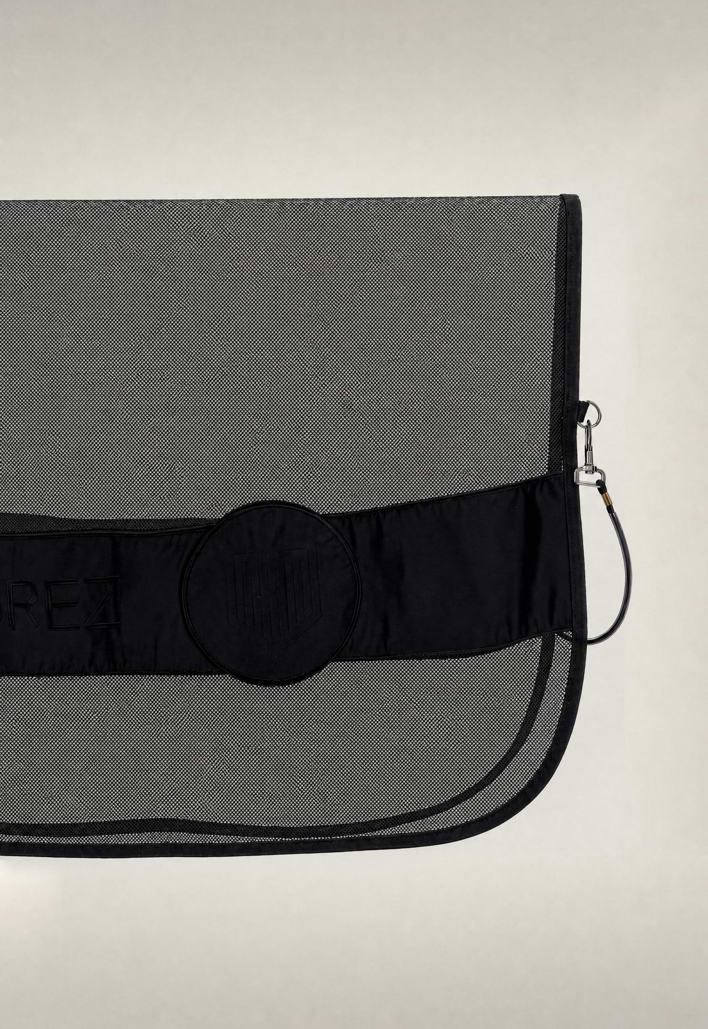 Mesh cooler Blanket