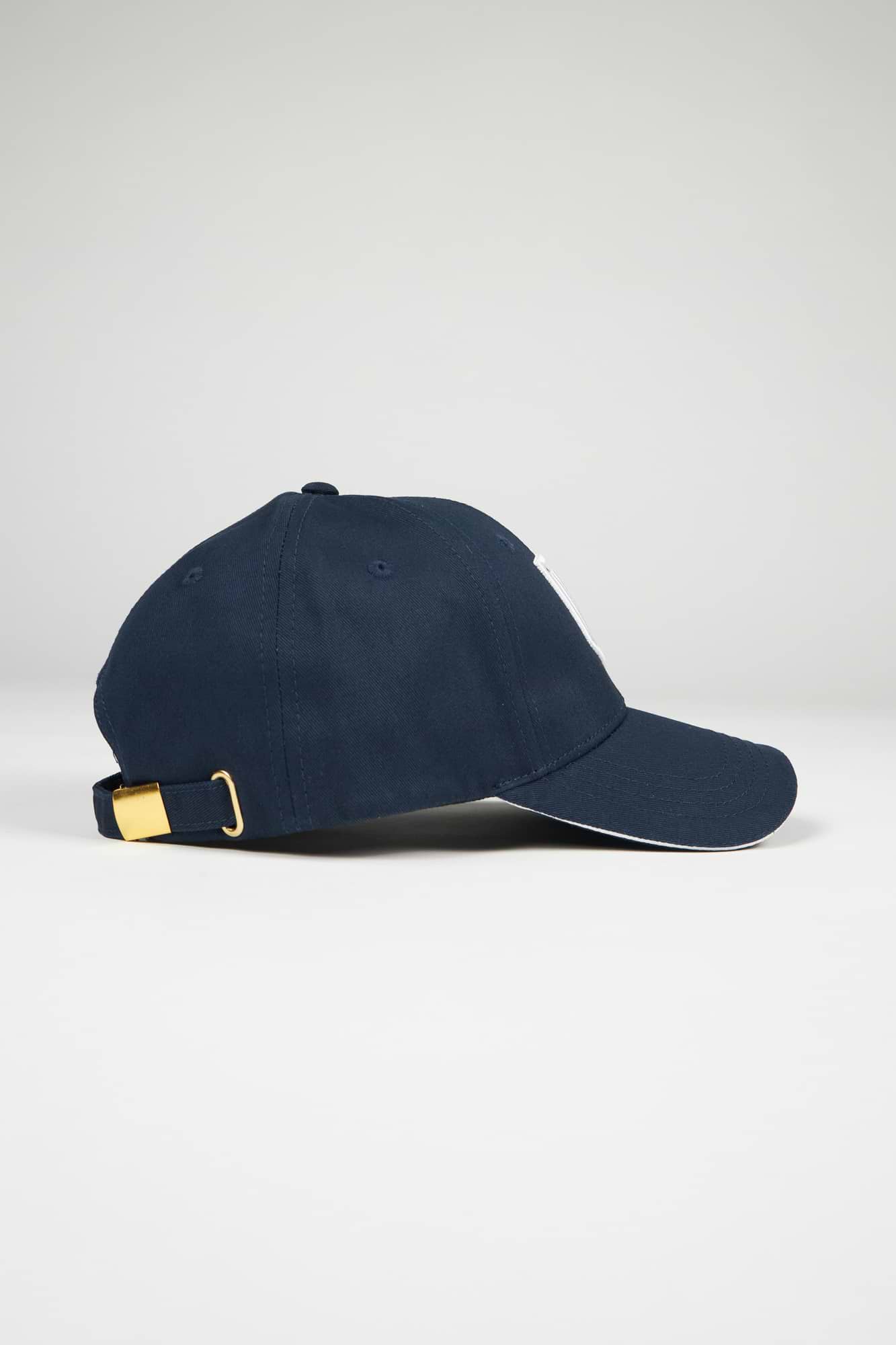 Ari Blue Cap