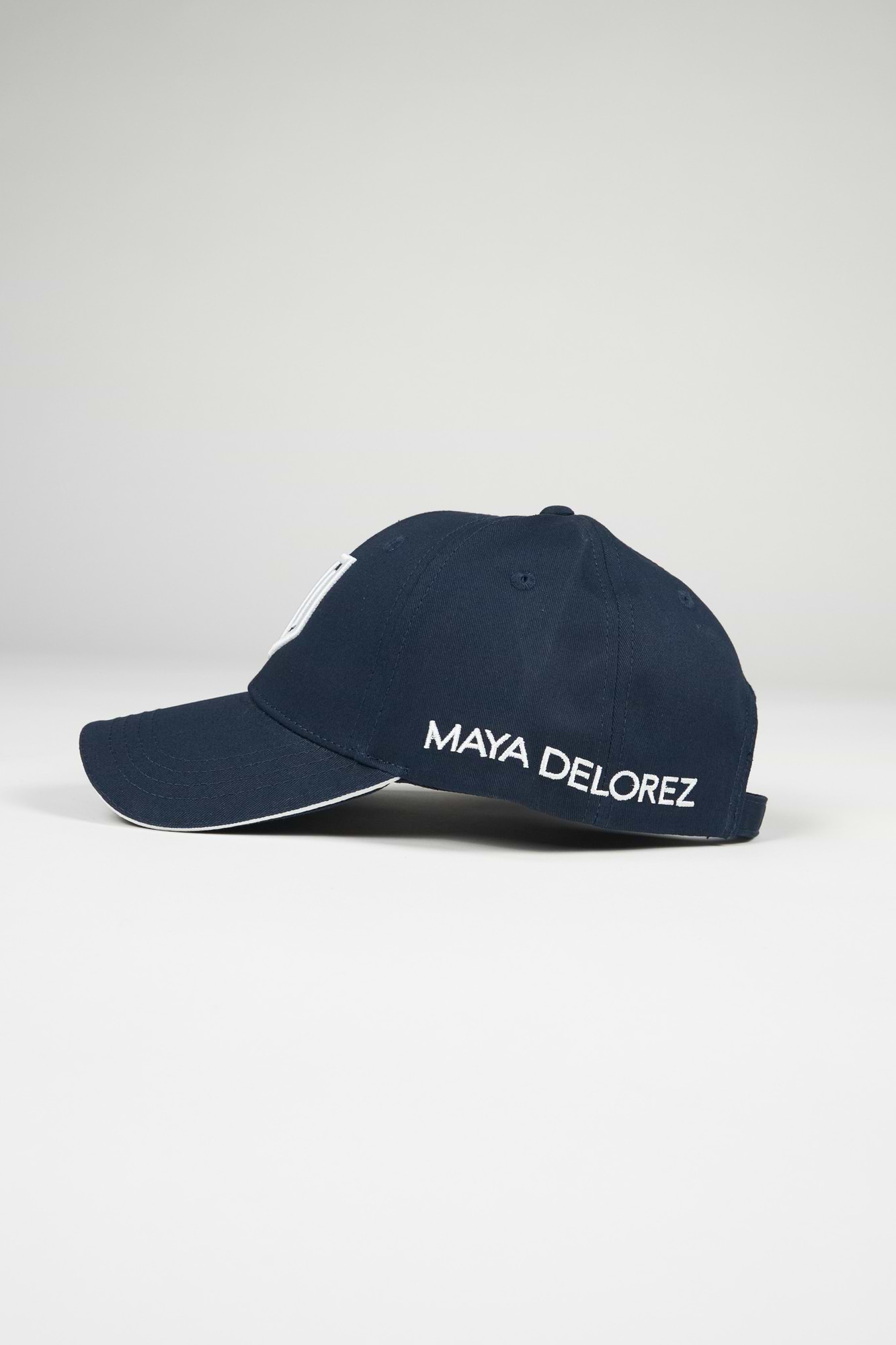 Ari Blue Cap