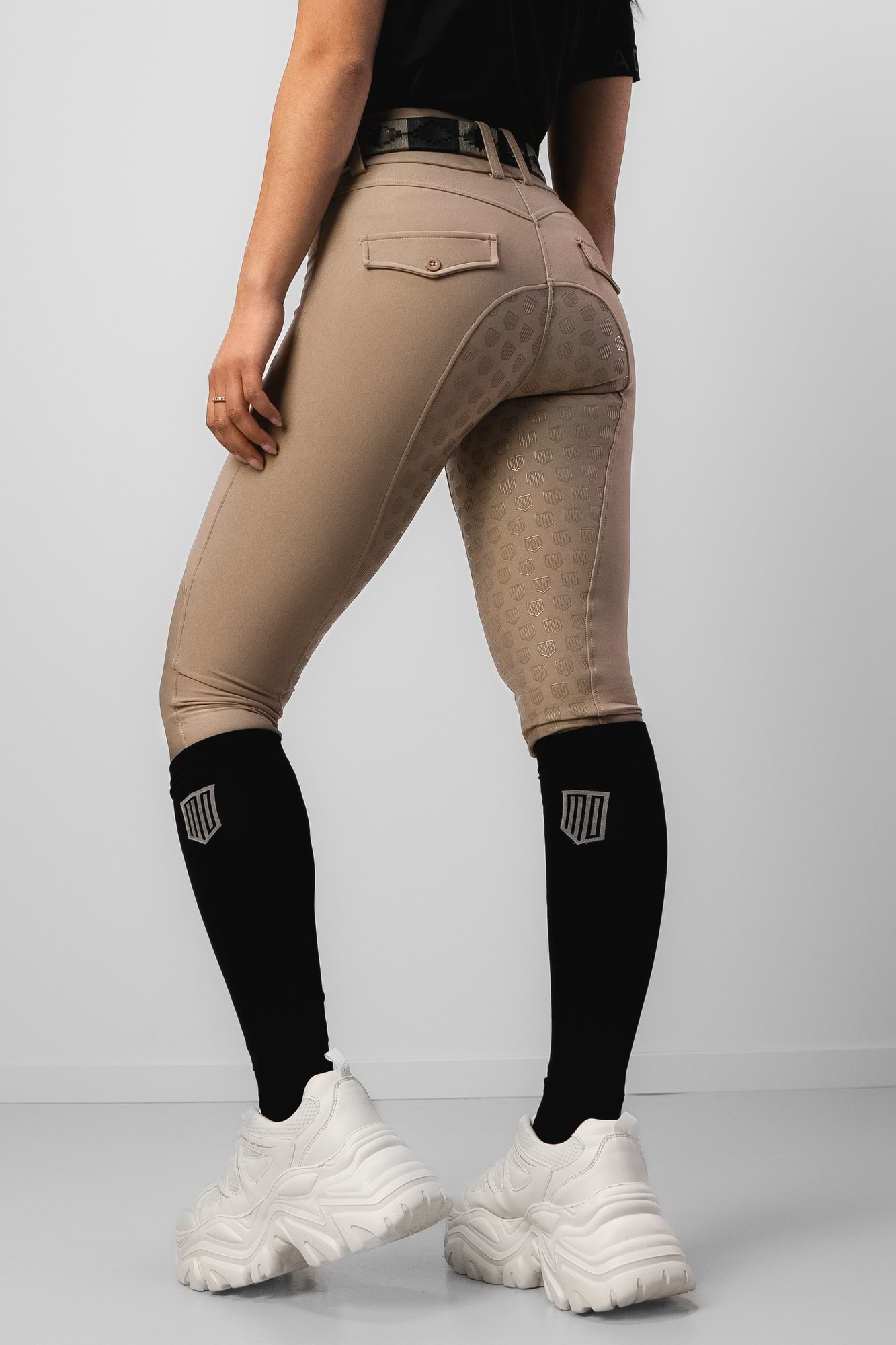 Izabella Compression Breeches