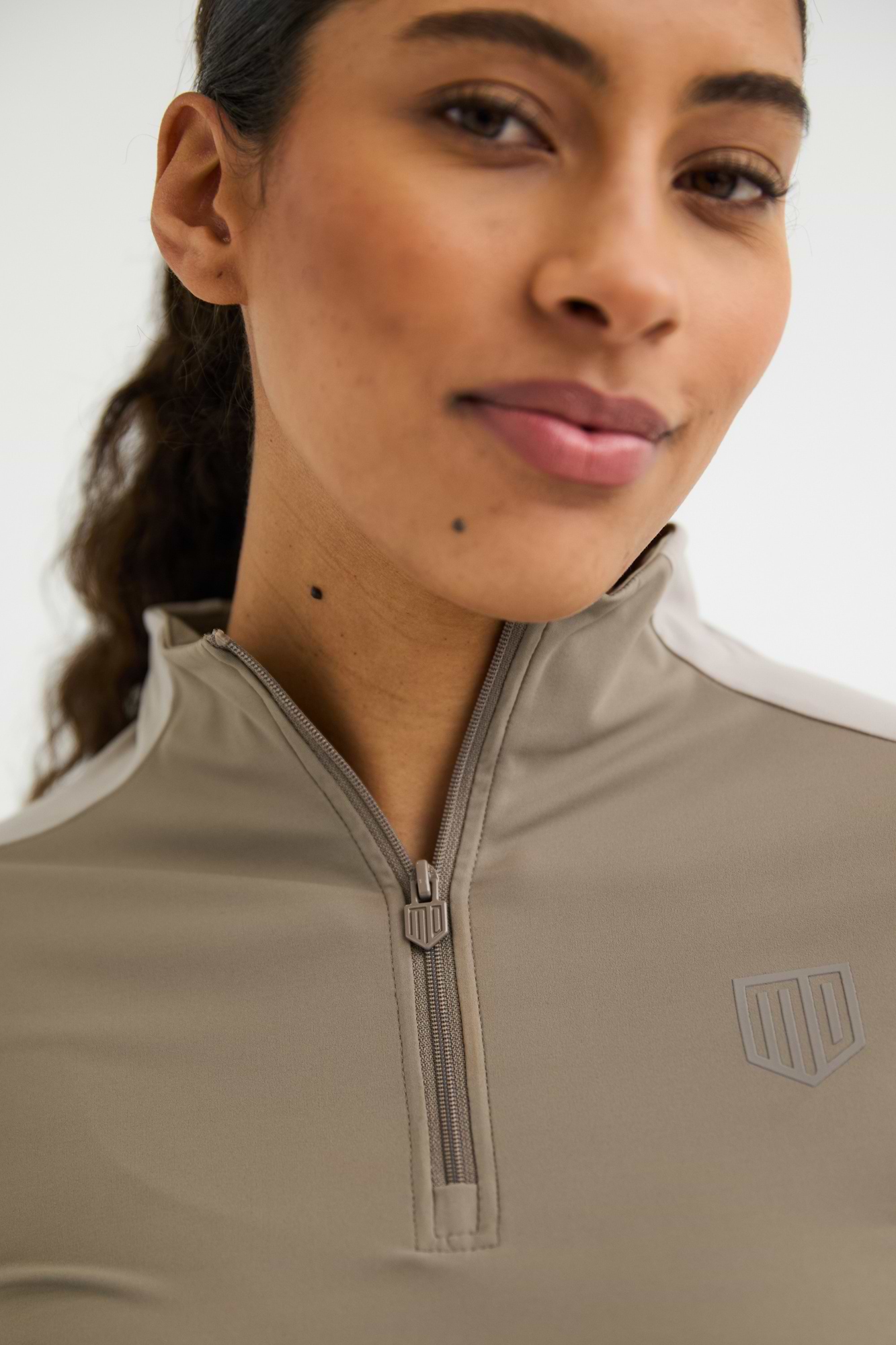 Langärmliges Zip-Oberteil