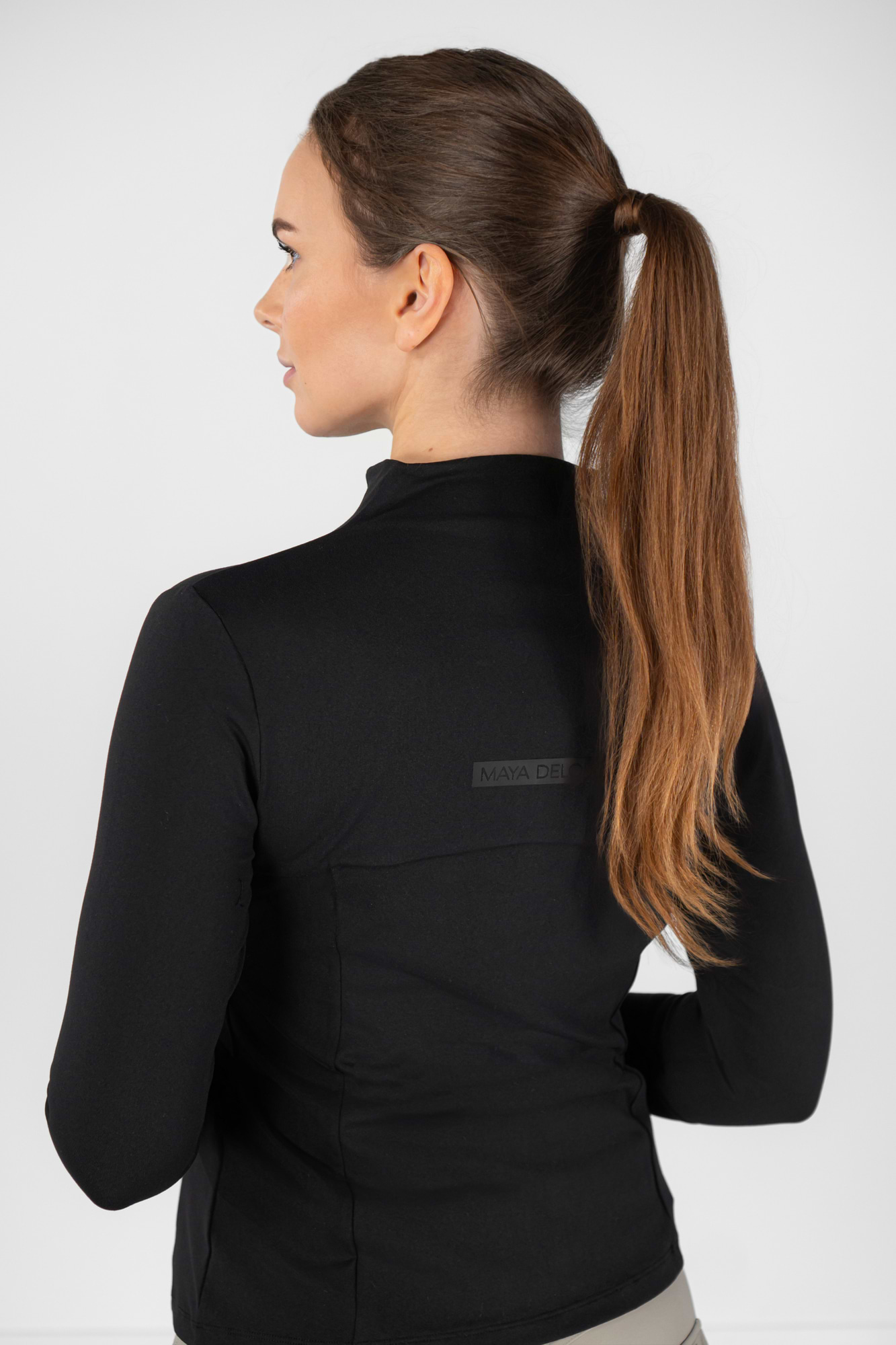Aniara Silhouette Sports Jacket