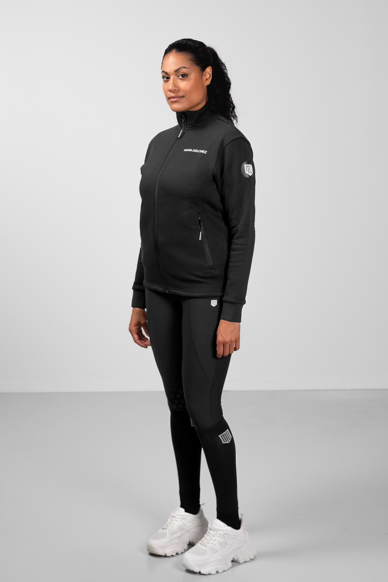 Nicky Zip-up Sweater