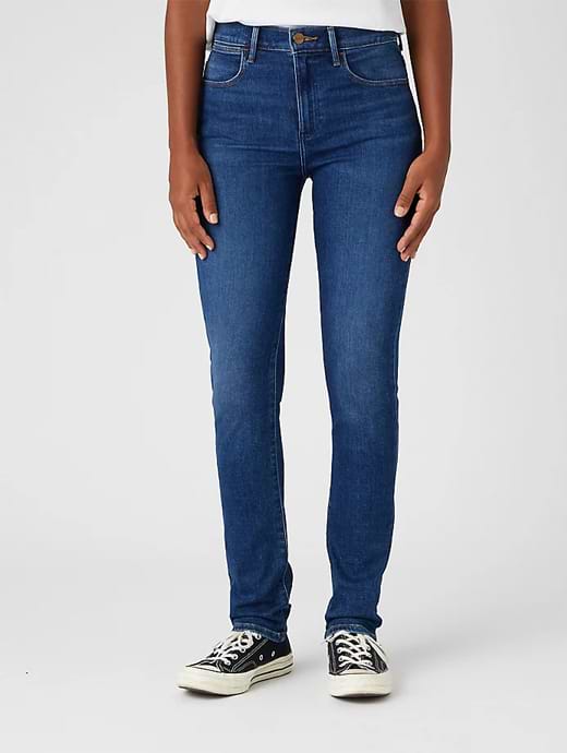 Wrangler Women's Slim Jean In Authentic Love