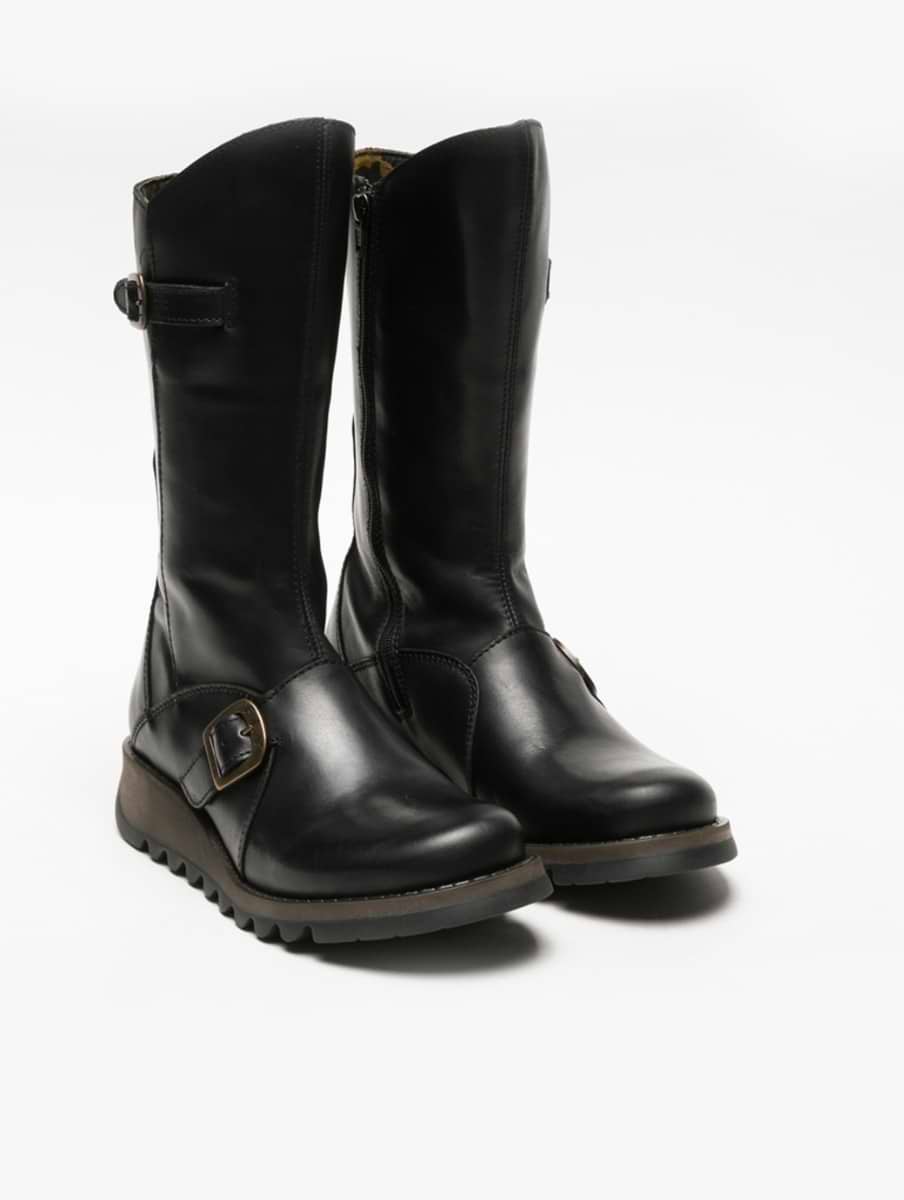 Black fly boots size 7 sales
