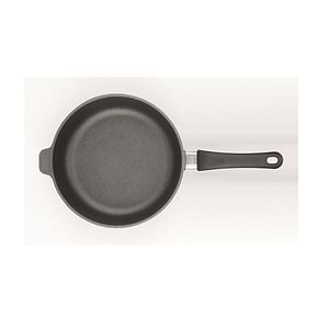 מחבת עגול 32 דגם Titanium Nowo מבית Woll