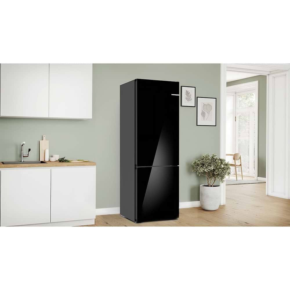 מקרר בוש מקפיא תחתון Bosch KGN49LBCF גימור שחור 70 ס”מ - 10990₪