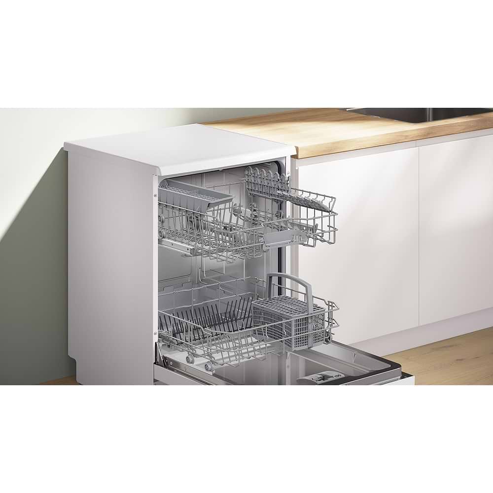 מק״ט מוצר  - מדיח כלים רחב בוש Bosch SMS2HTW06E גימור לבן