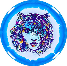Throw Pink Tiger Girl Halo Star Wombat3. Blue rim / white center color.