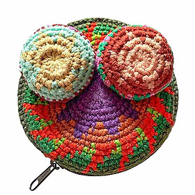 YippiYappa Companion Kit includes one CoinPurse and two Table Pucks. Colors will vary. 