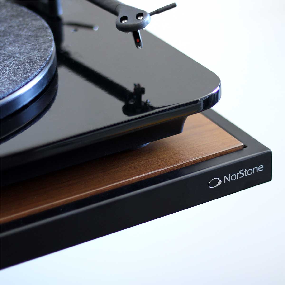 details_norstone_walnut_DiskStation_Sep-09-1901-2022_DownloadCaseConflict