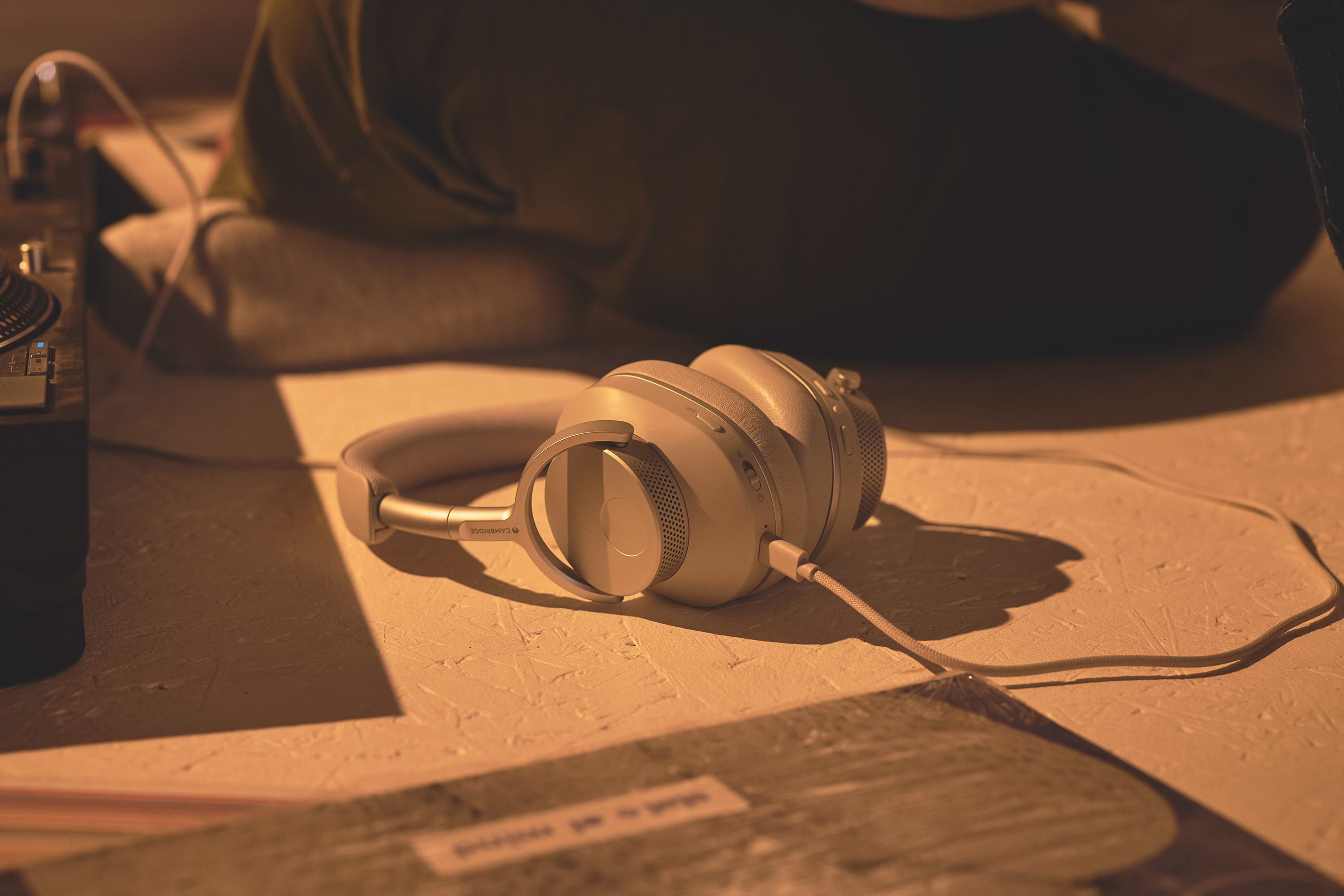 SHOT_1_00389_v01