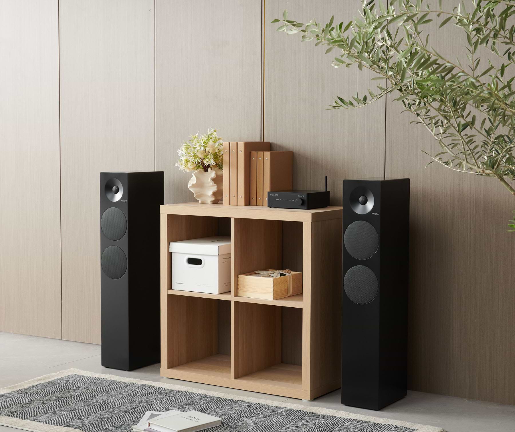 TANGENT_SPECTRUM_II_X6_LIFESTYLE_03-min