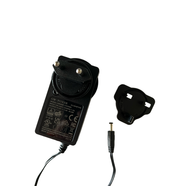 SMPS Tangent Radio Fem 100-240V 15V DC 3A