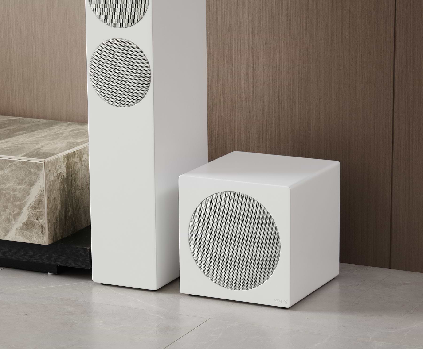 TANGENT_SPECTRUM_II_XSW8_LIFESTYLE_01