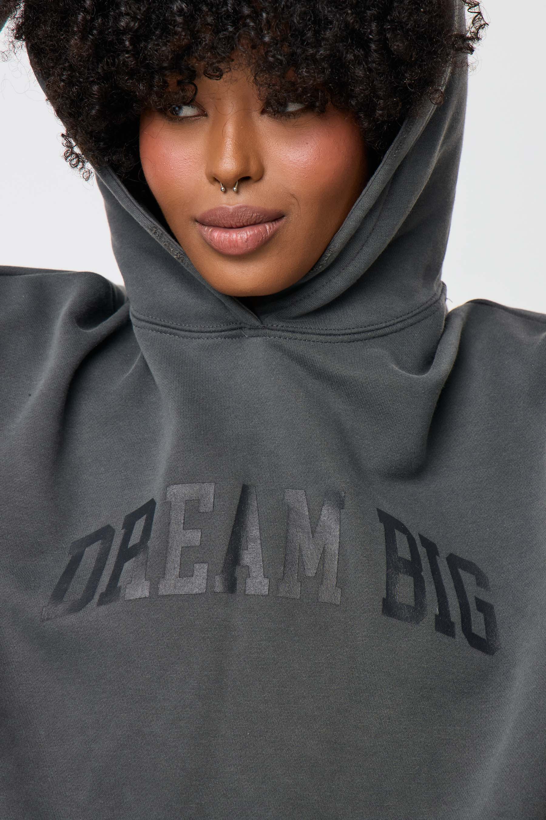 DREAM BIG סוויטשירט קפוצ'ון אוברסייז image number undefined