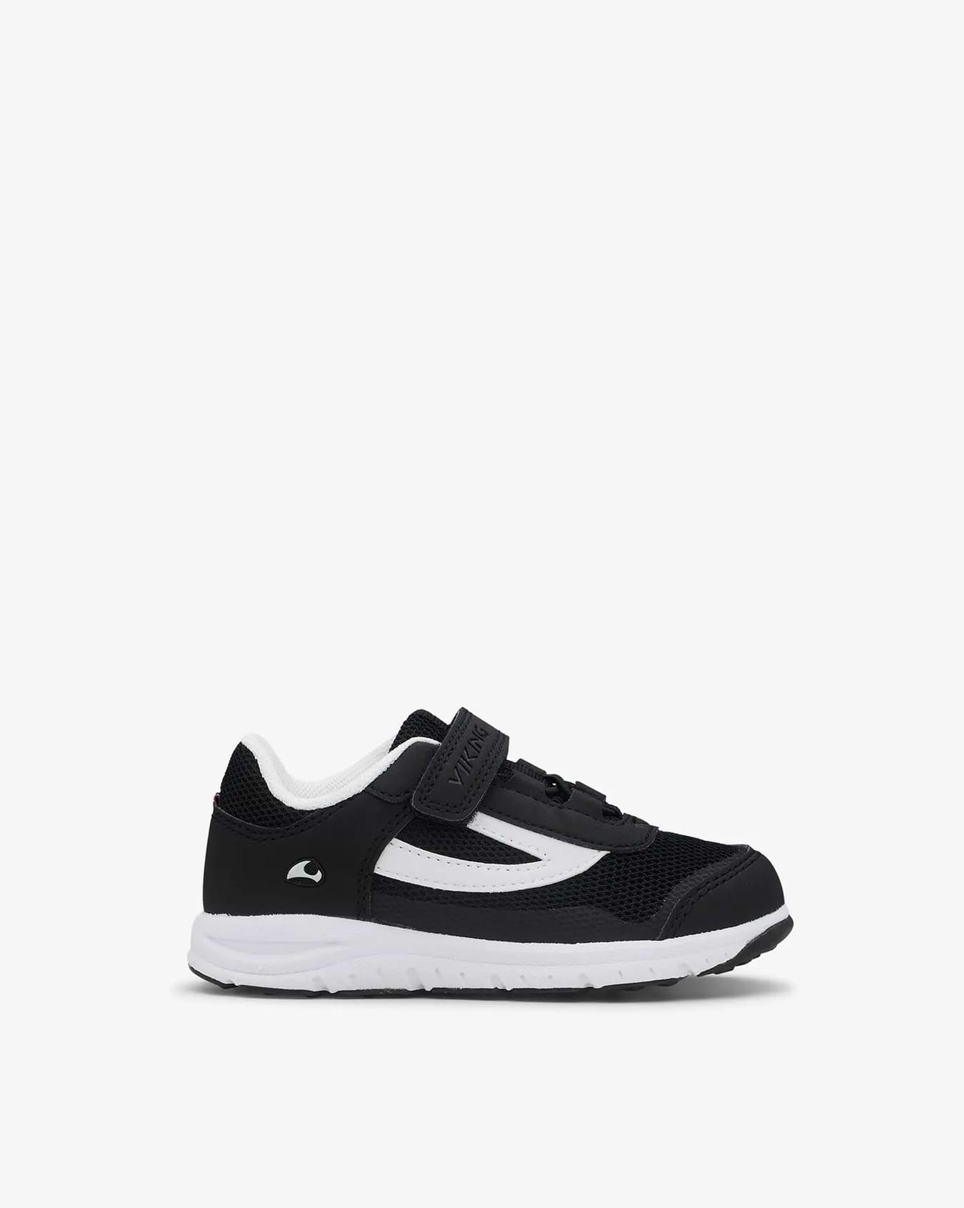 Knapper Low Black Sneaker