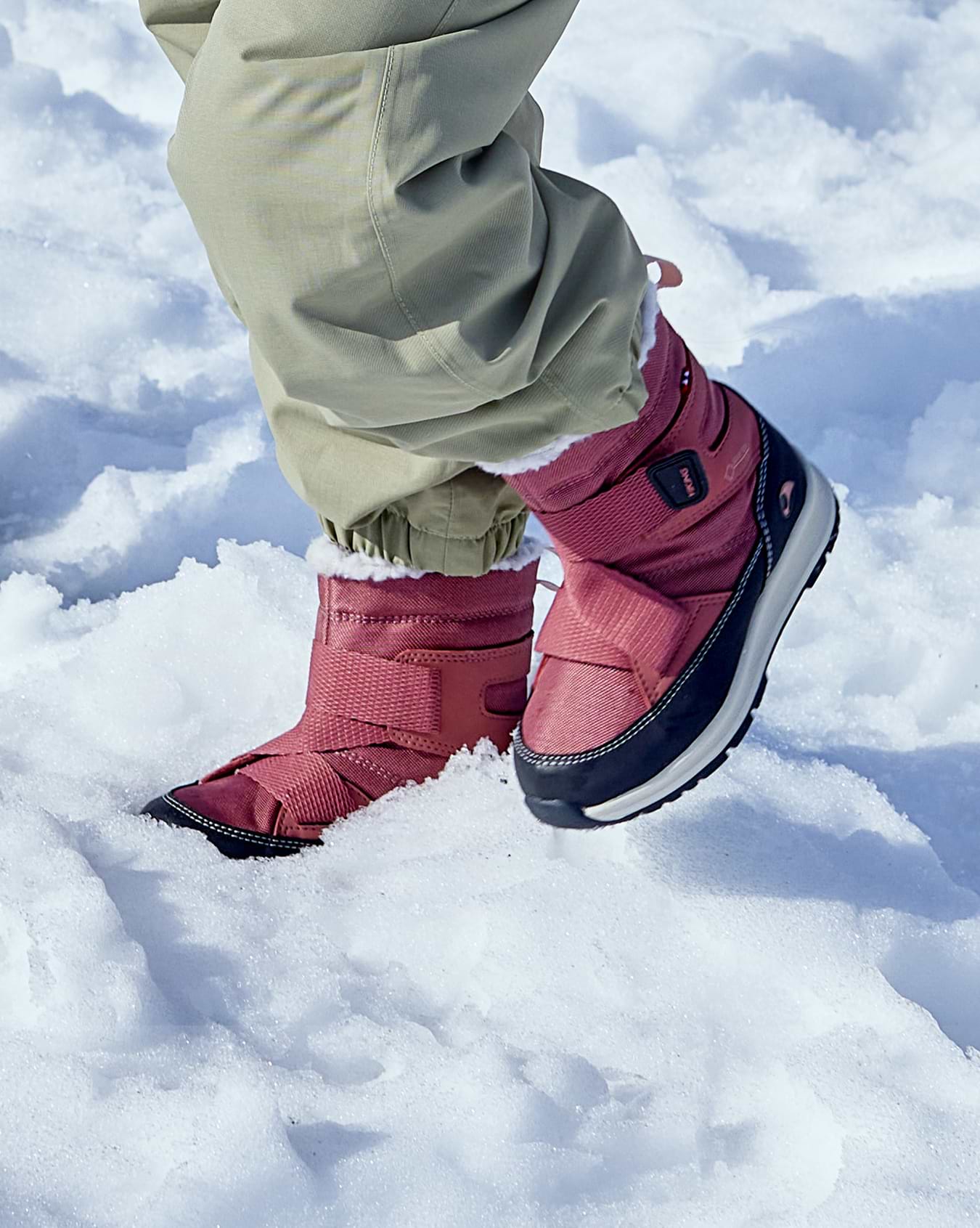 Viking Verglas Kids Winter Shoes Pink Gore-Tex Velcro 