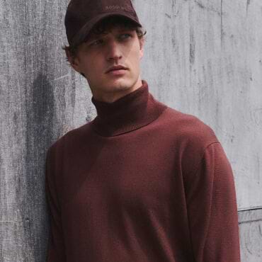 KNITWEAR