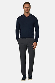 Merino Wool V-Neck Jumper, Navy blue, thumb, 2
