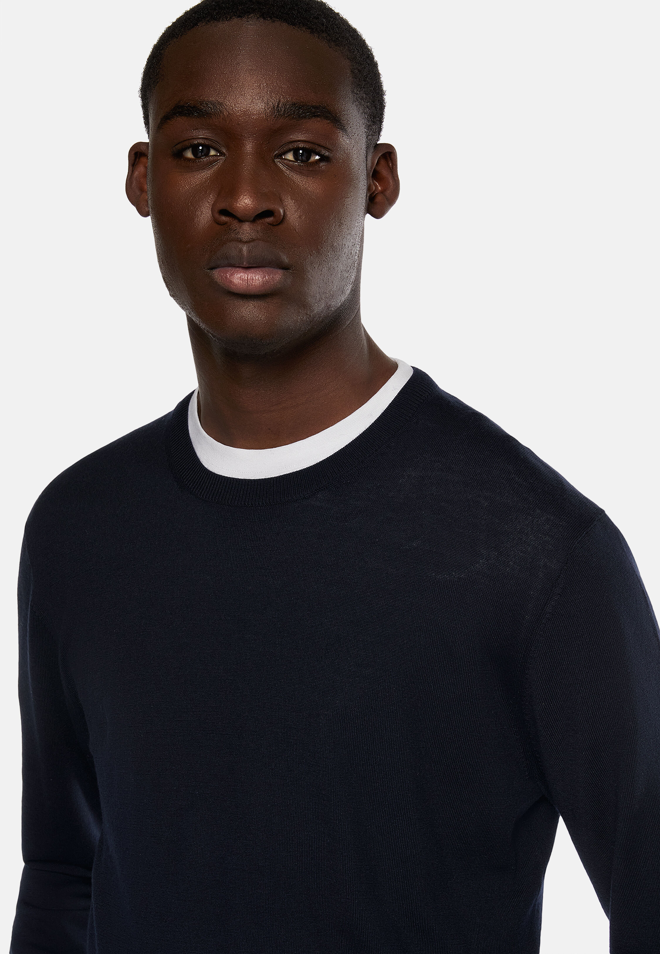 Men's Crew Neck Jumper in Superfine Merino Wool | Boggi Milano
