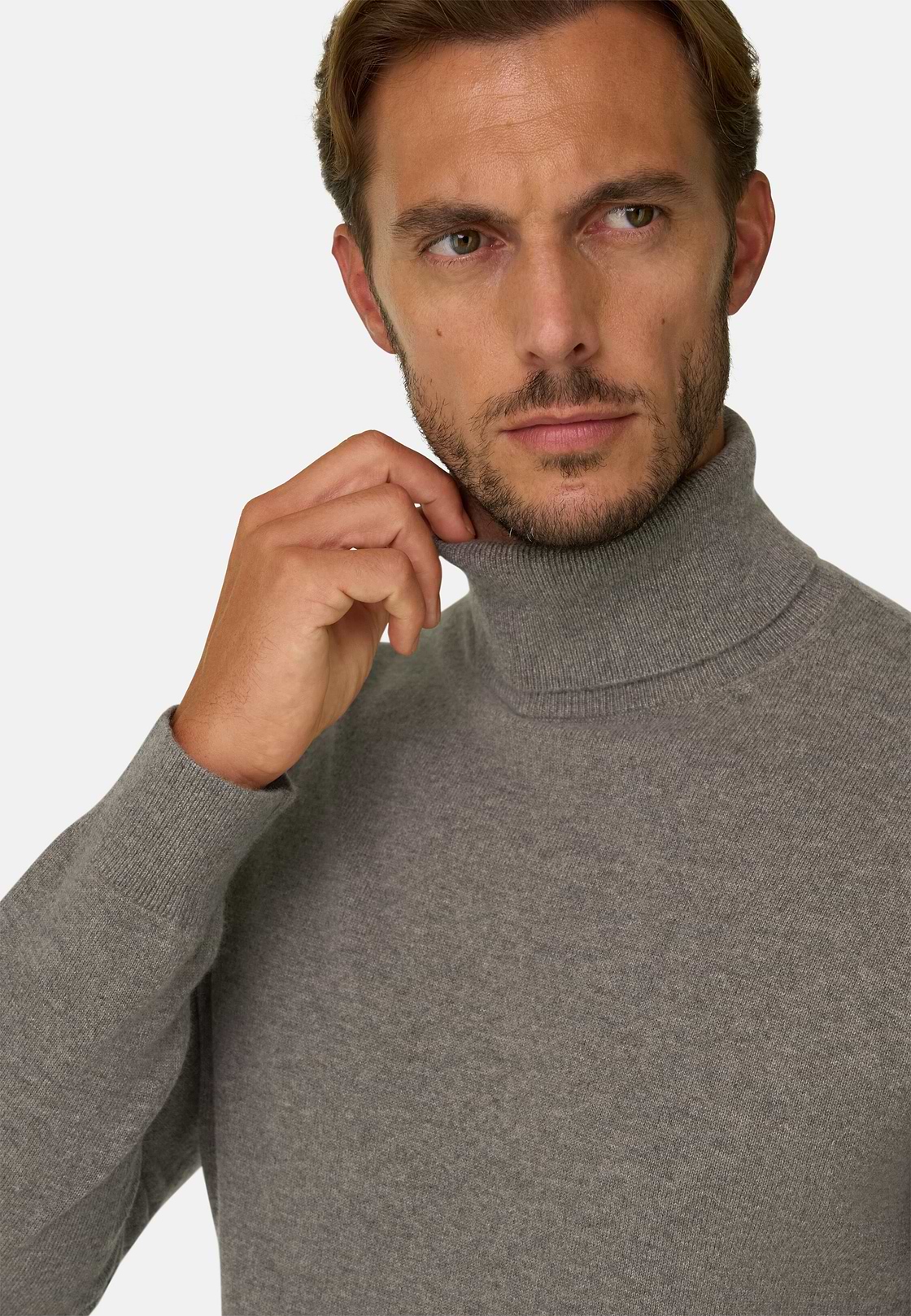 Turtleneck Jumper in Cashmere, Taupe, hi-res, 3