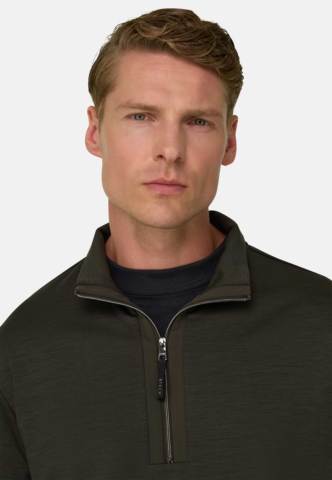 Quarter-Zip Sweatshirt in Wool Blend WOOLTECH, Military Green, hi-res, 3