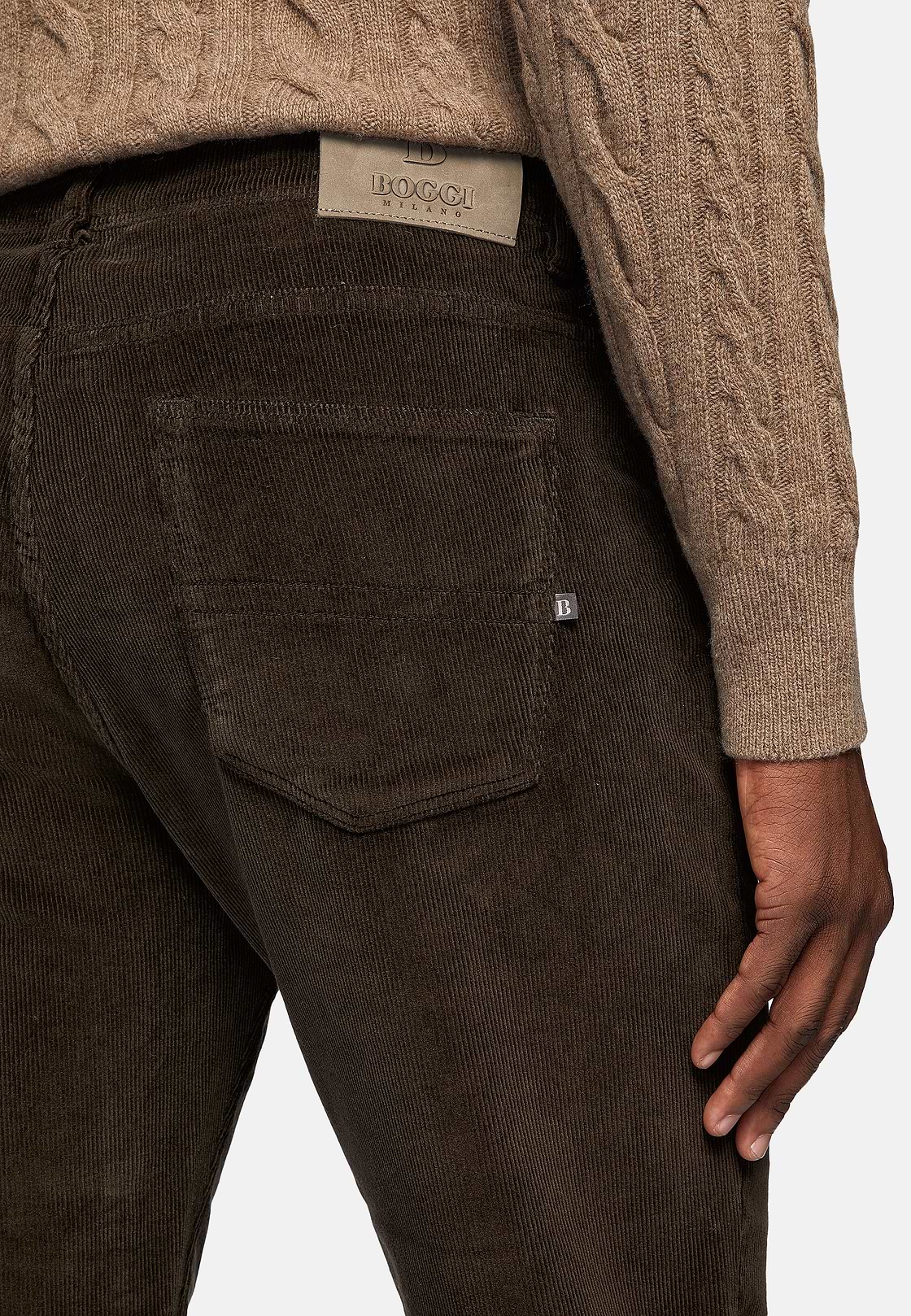 Jeans aus elastischem Samt, Braun, hi-res