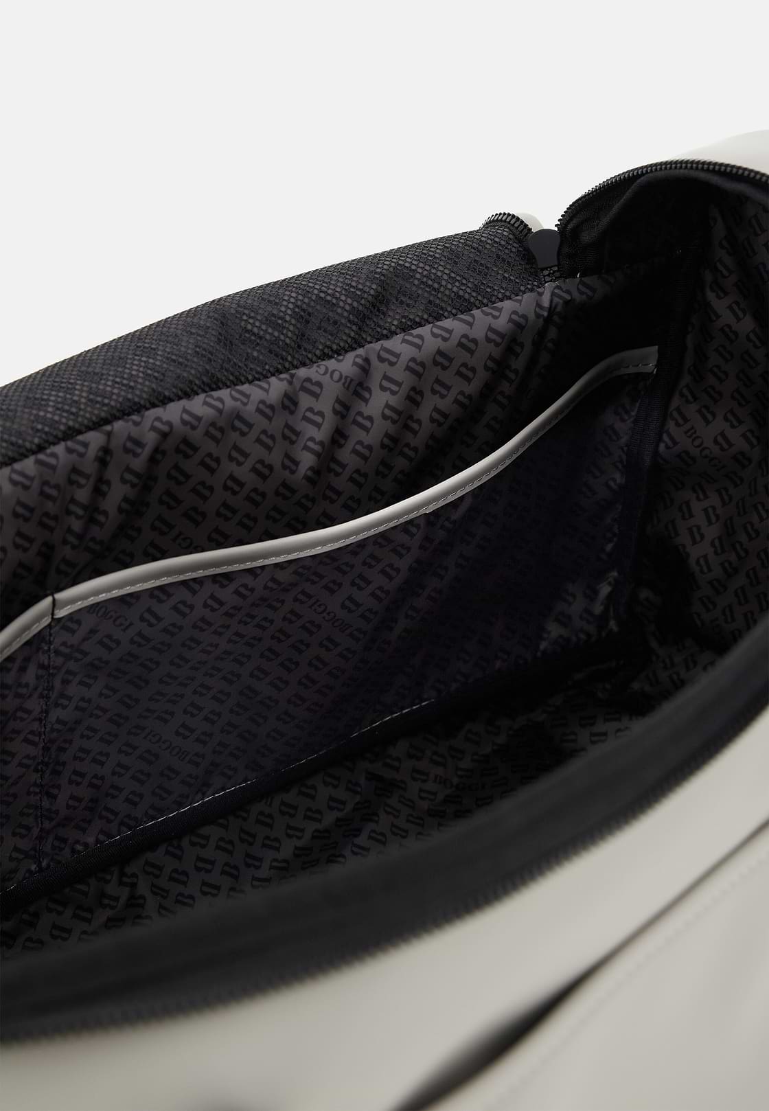 Travel Bag in Technical Fabric, Ice, hi-res