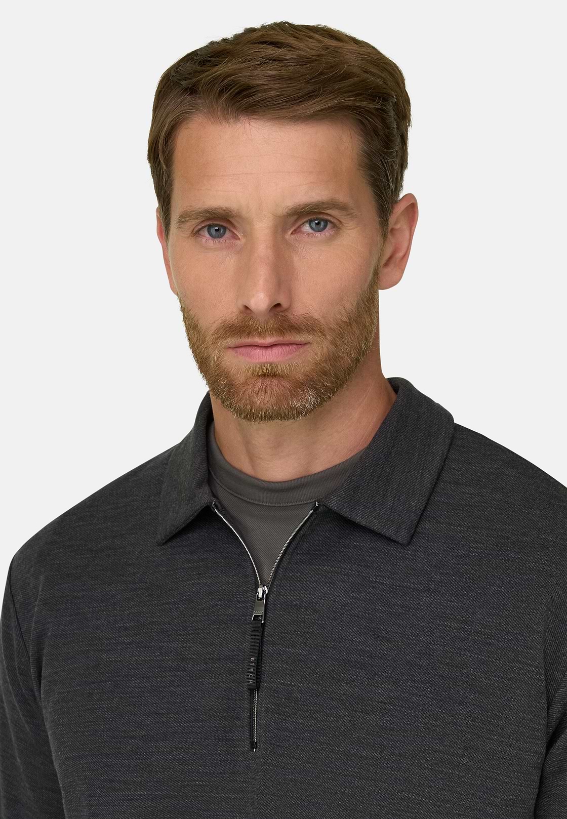Quarter-Zip Sweatshirt in WOOLTECH Wool Blend Diagonal, Charcoal, hi-res, 3