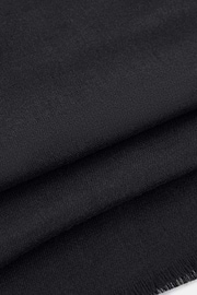 Scarf in Wool and Silk, Black, thumb, 3