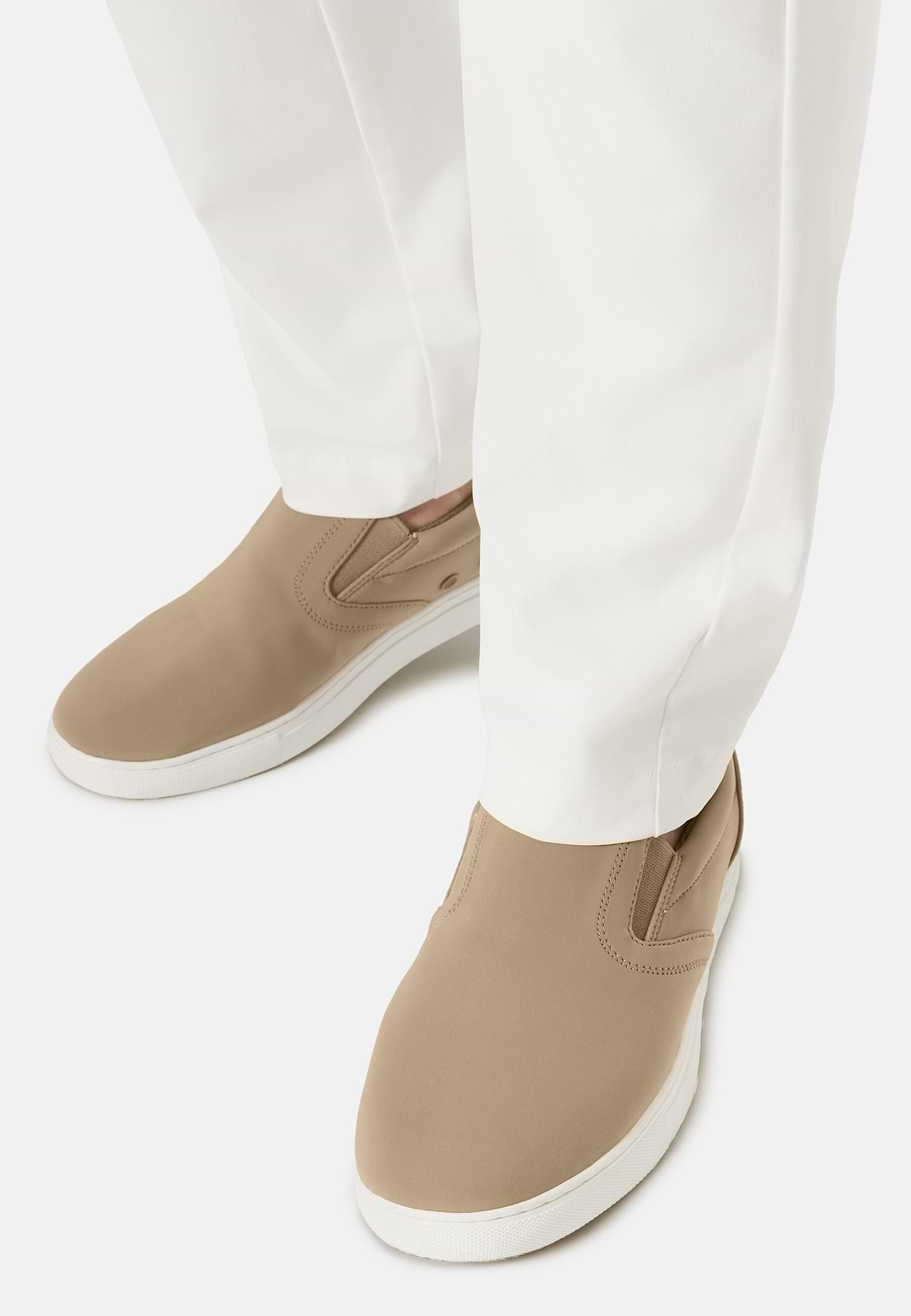 Wsuwane buty z beżowej tkaniny technicznej, Beige, hi-res