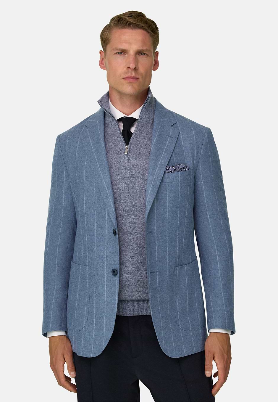 Blazer in Wool Silk Pinstripe, Light Blue, hi-res