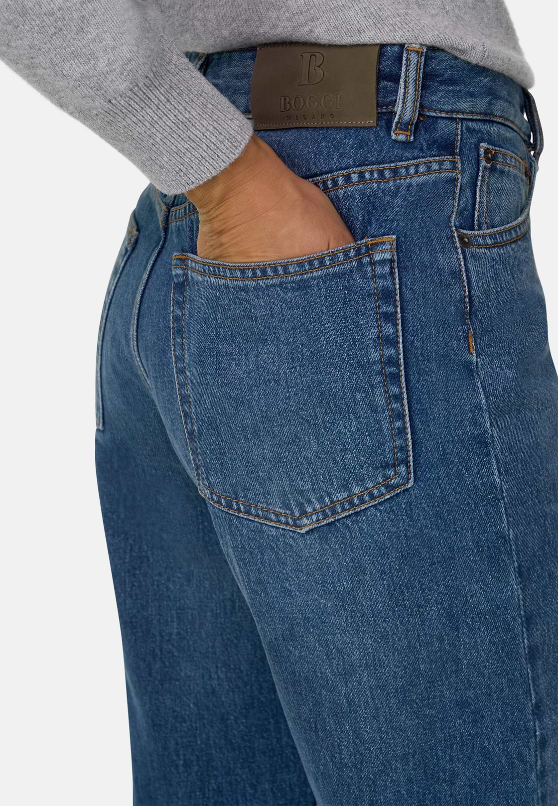 Jeans Straight Fit in Cotton Denim, Medium Blue, hi-res, 3