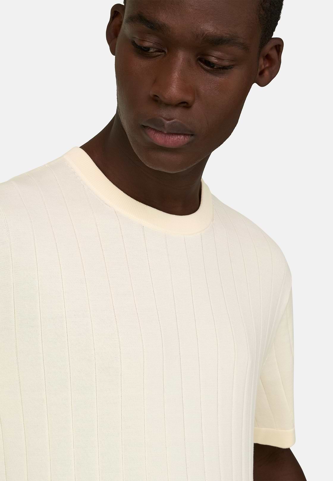 T-Shirt aus Baumwoll-Seiden-Strick, Creme, hi-res, 4