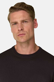Rundhalspullover aus extrafeiner Merinowolle, Dunkelbraun, thumb, 3