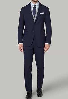 TRAJE EN TELA DE VIAJE