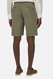Bermudas in Stretch Cotton, Military Green, hi-res