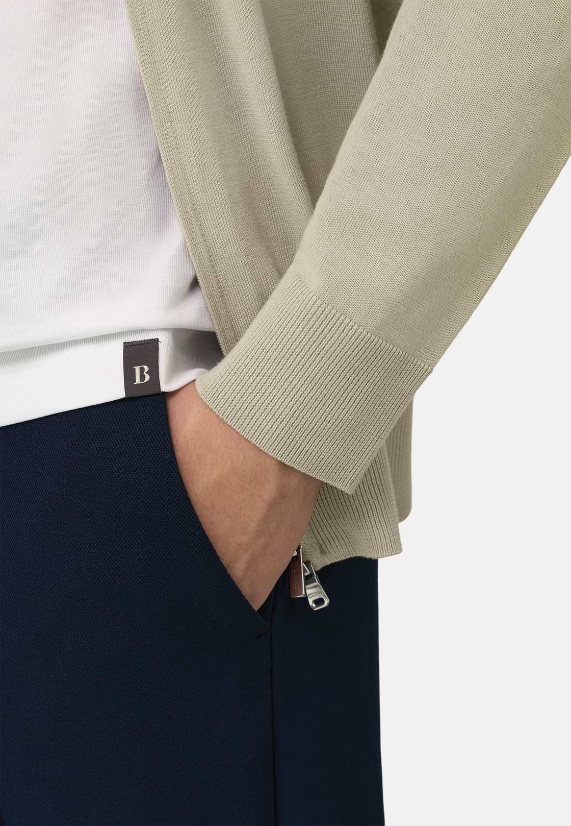 Full-Zip Jumper in Superfine Wool, Sand, hi-res, 4