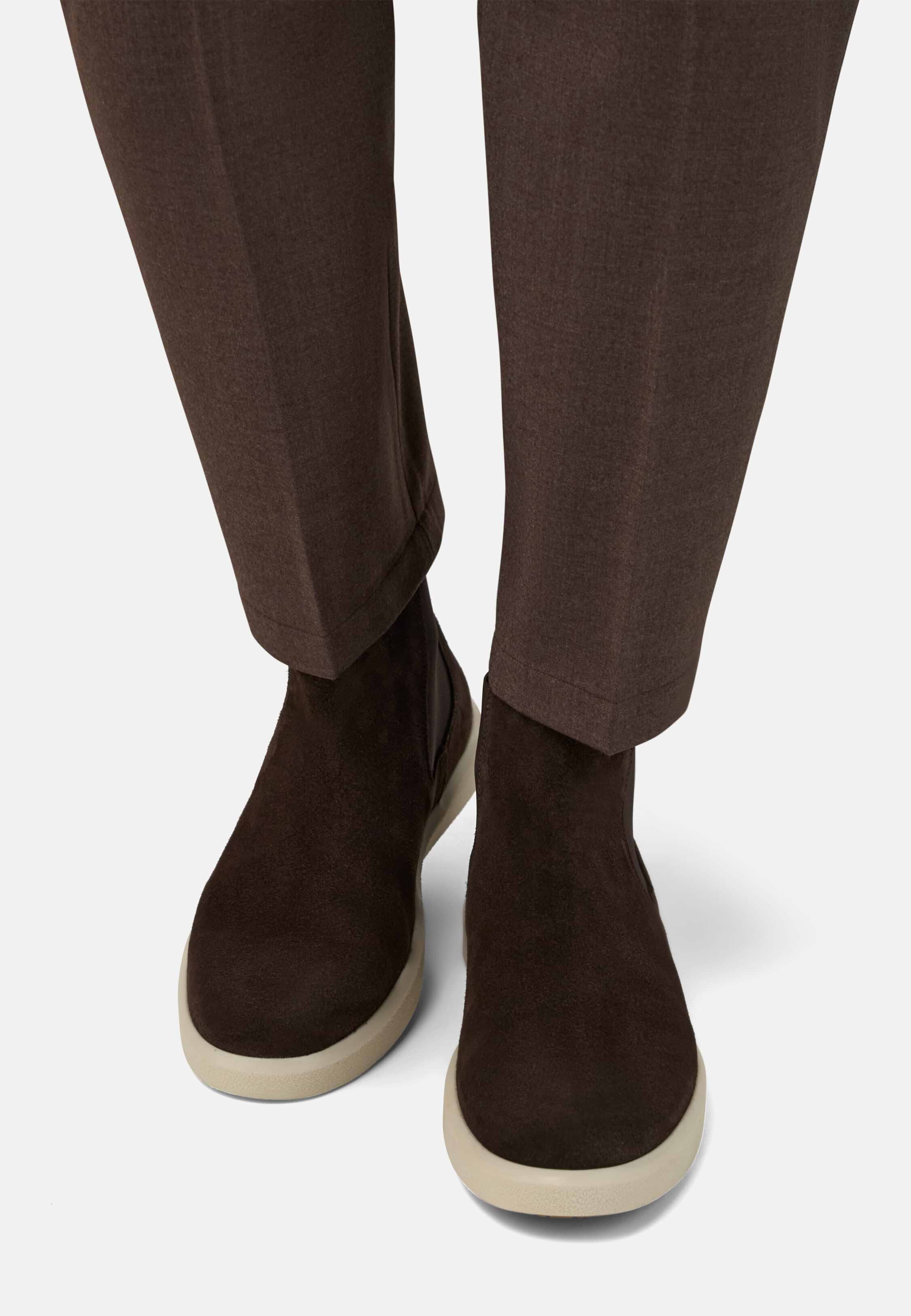 Boggi Milano Suede Leather Ankle Boots Boggi - Corduroy is one of the distinctive trends this  main image 2
