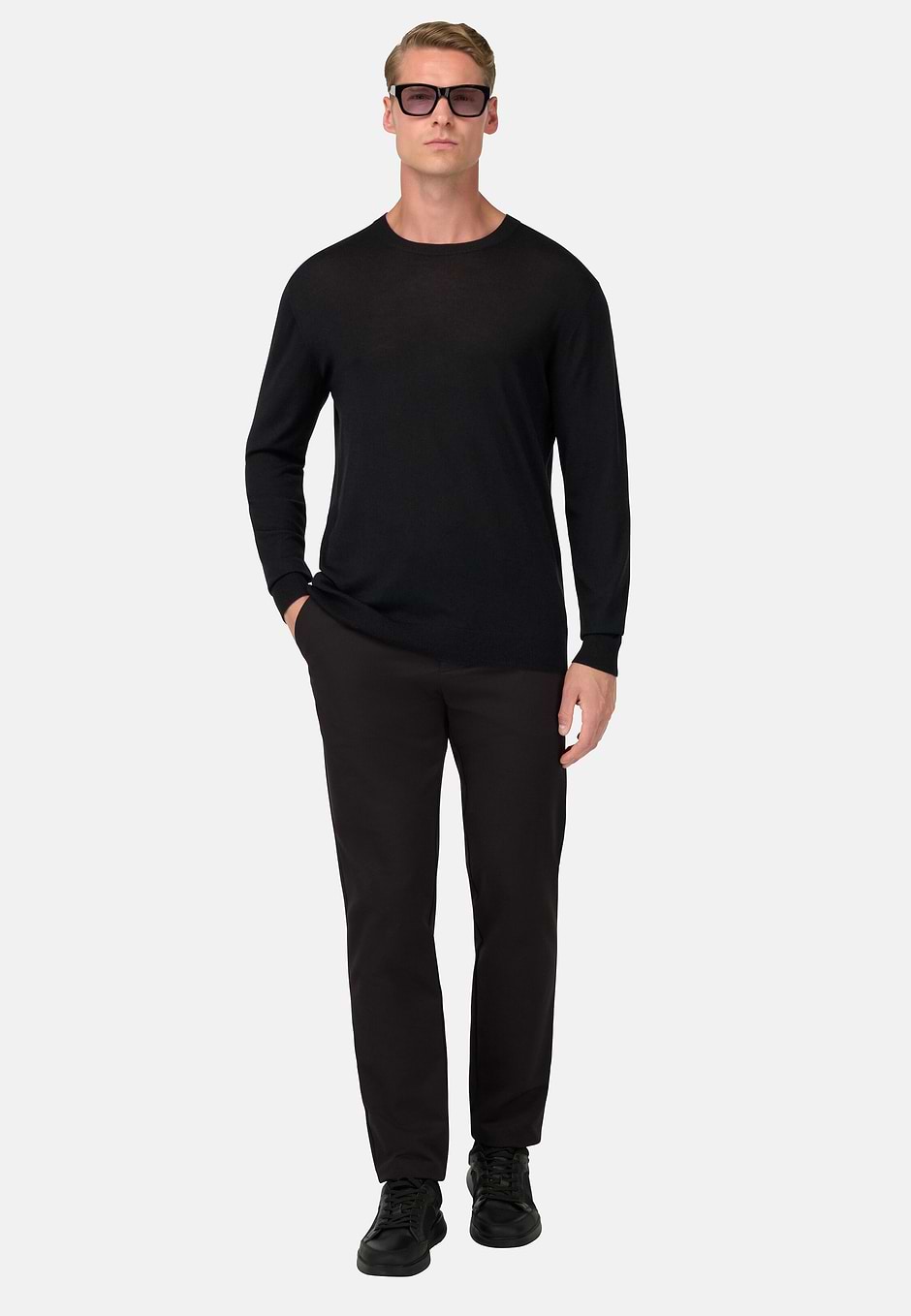 Super Fine Merino Wool Crew Neck Jumper, Black, hi-res