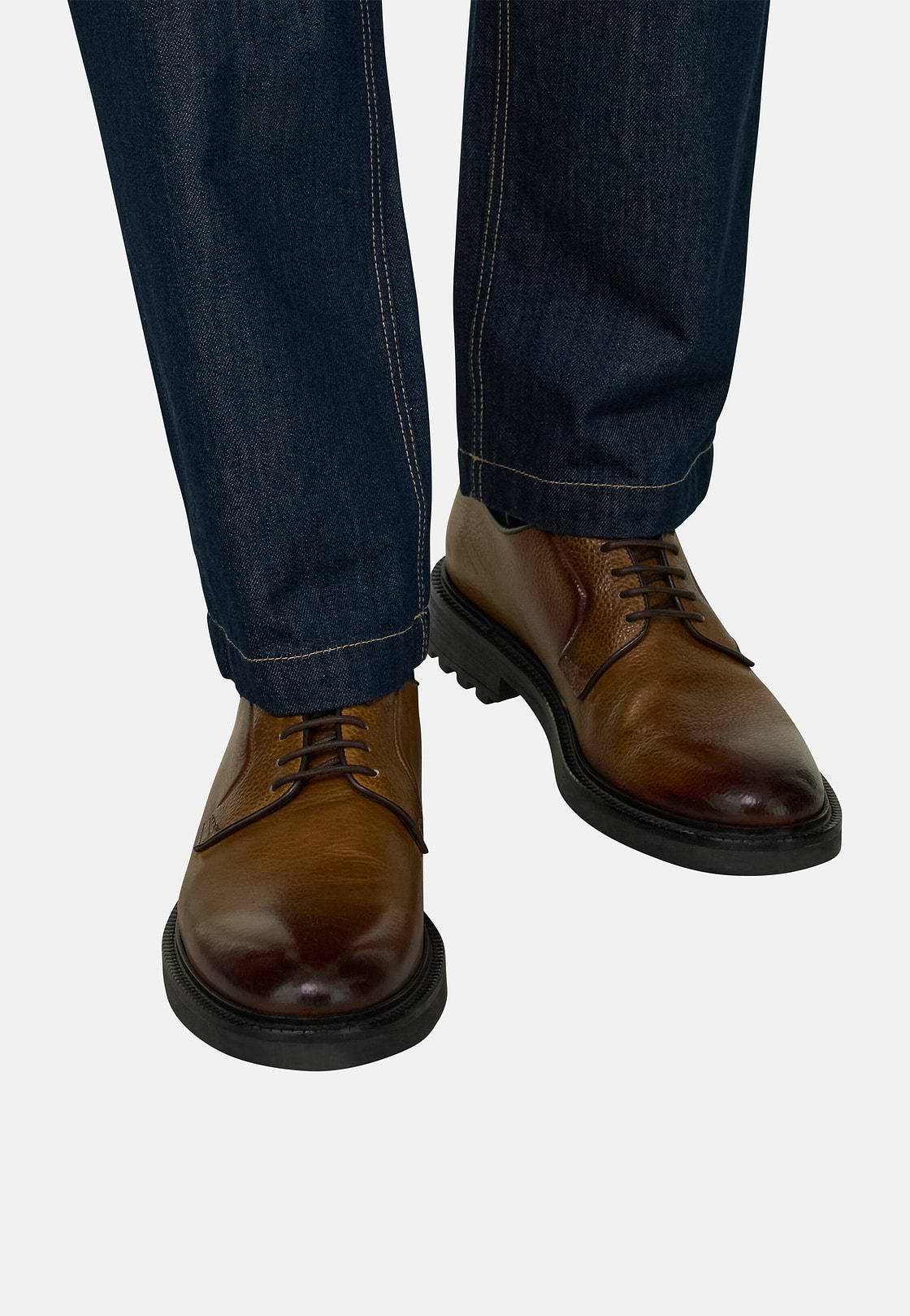 Derby Shoes in Grained Leather, Brown, hi-res, 2