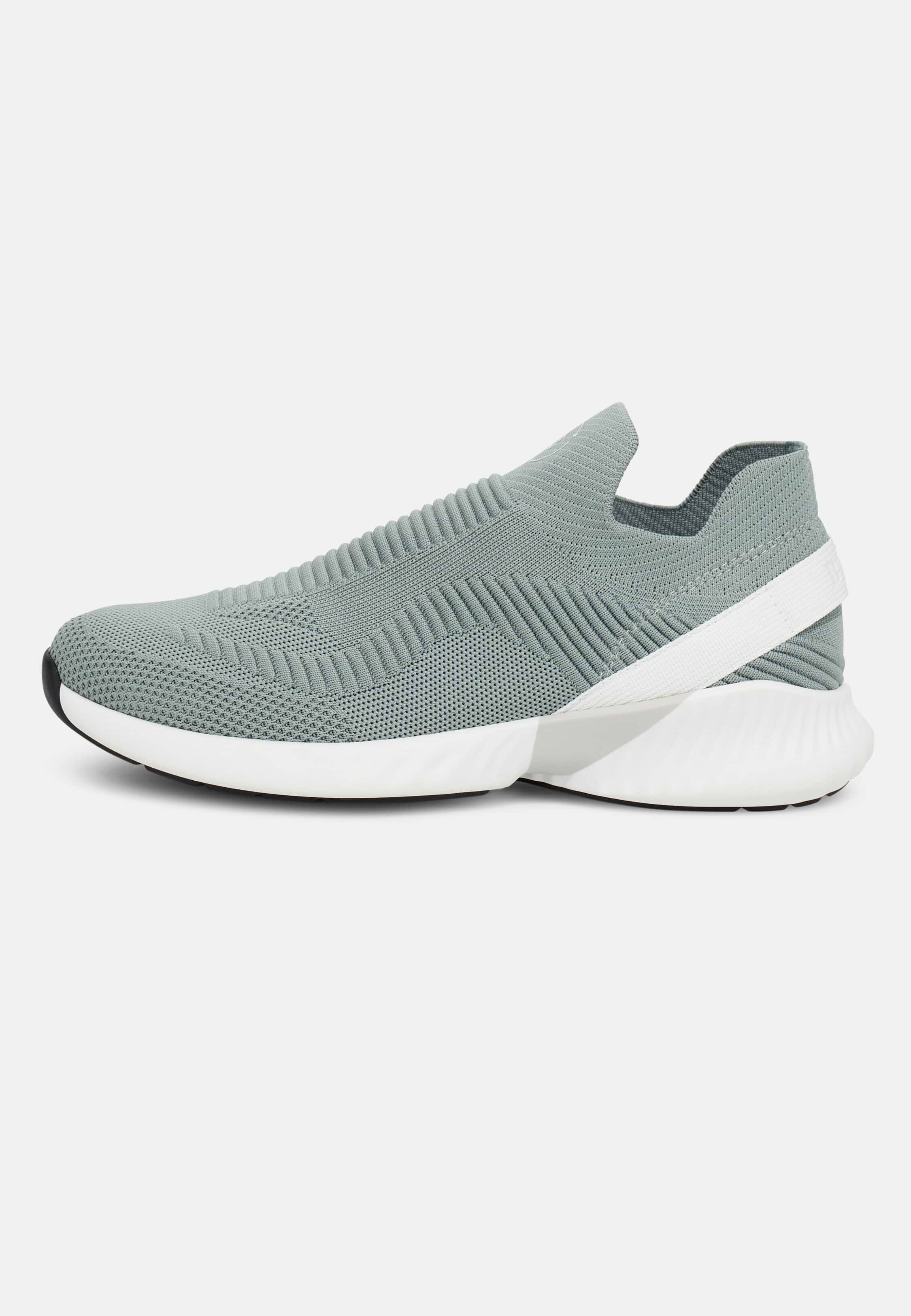 TechnicalFabricWillowTrainers