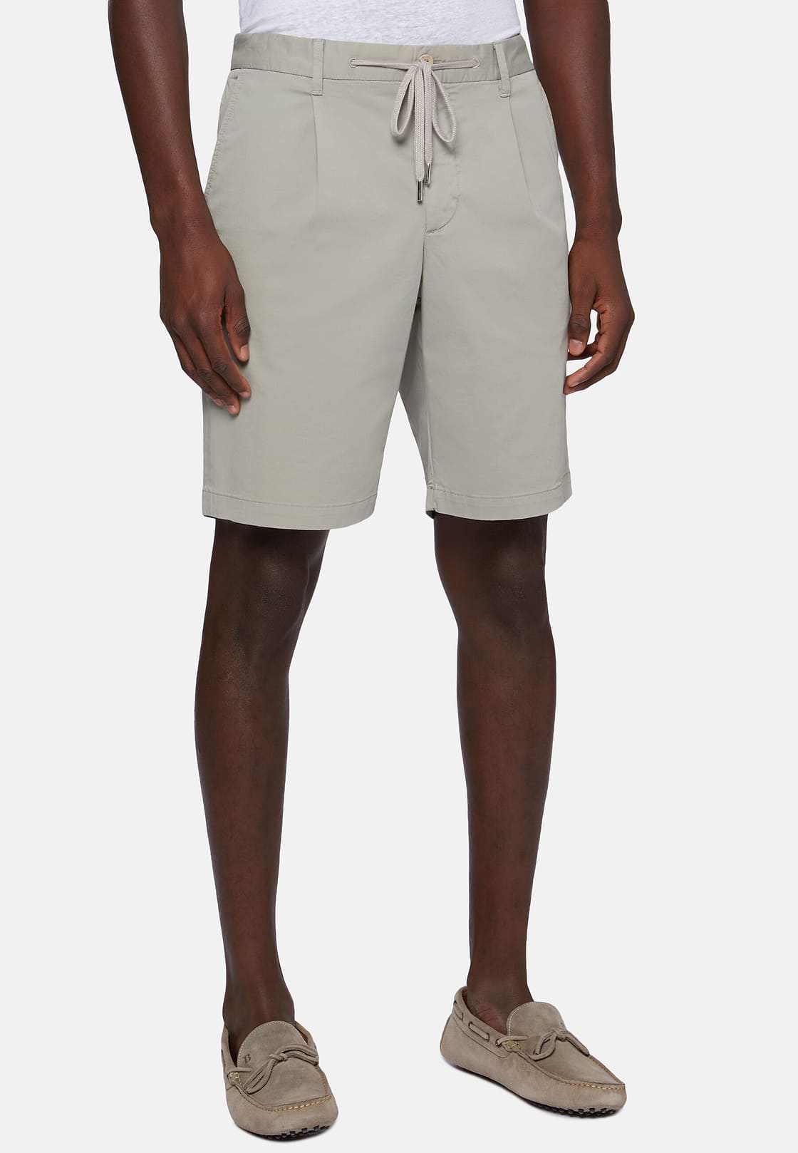 Stretch Cotton Summer Bermuda Shorts, Green, hi-res