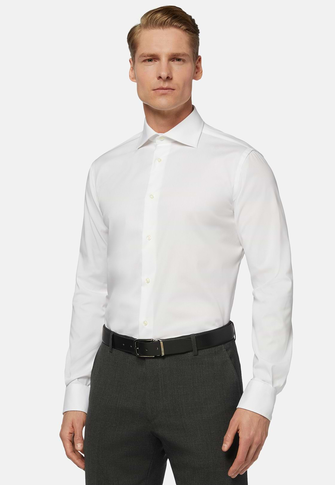 Camisa blanca en pin point de algodón regular slim fit, Blanco, hi-res