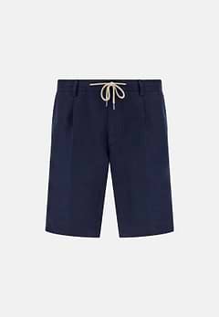 Bermudas in Linen
