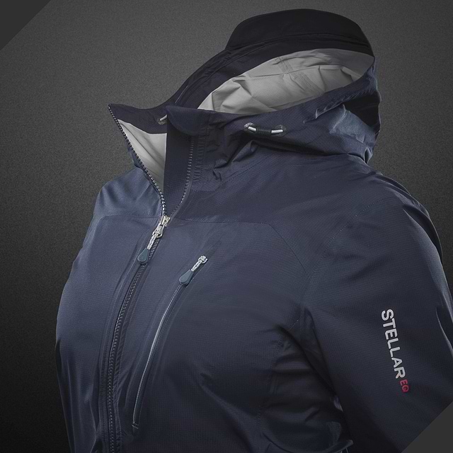 Stellar Shell jacket for skiing. Windproof and waterproof